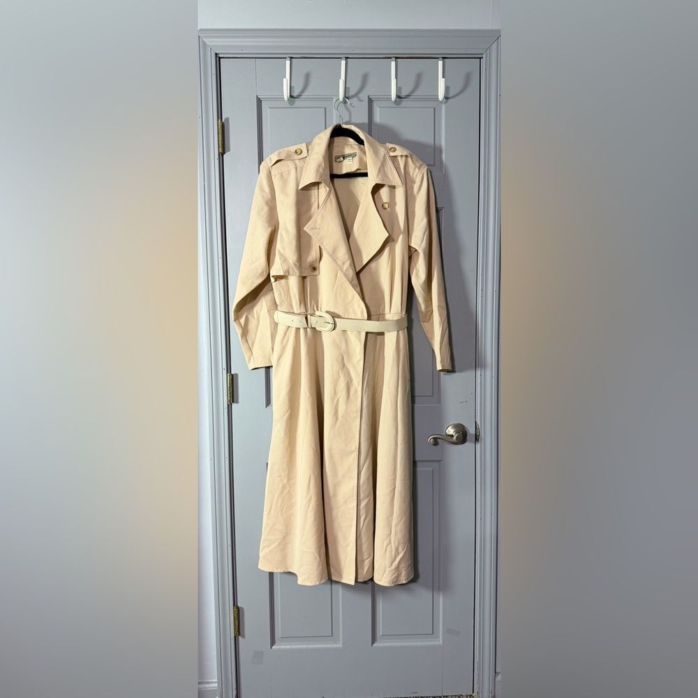 Vintage Cream Trench Coat for Women